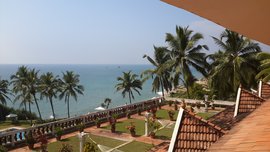 Vom Balkon aus haben Sie einen wunderschönen Blick auf das Meer