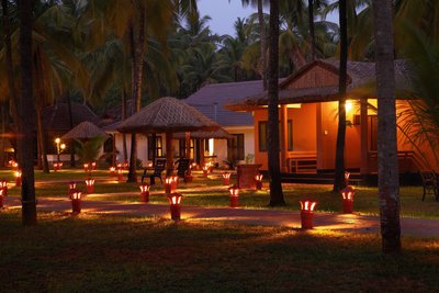 Romantische Abendstimmung im Sitaram Beach Retreat