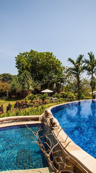 Am Pool des Zen Resort gewinnen Sie neue Energie 