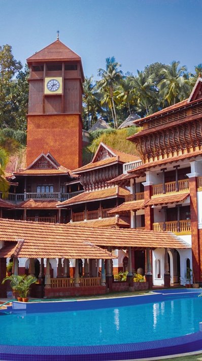 Die großzügige Anlage des AyurSoma Ayurveda Royal Retreats