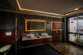 Das stilvolle Badezimmer mit natürlichen Elementen