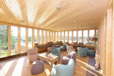 Entspannen Sie im Rosenberg Kurzentrum mit Bick ins Grüne