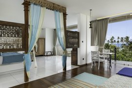 Die Master Suite bietet viel Platz und einen getrennten Schlafbereich Die Master Suite bietet viel Platz und einen getrennten Schlafbereich