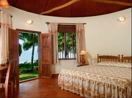 Entspannen Sie mit Blick auf den schönen Garten im Zimmer der Kategorie "Special Cottage"