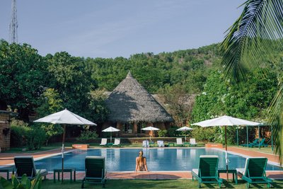 Entspannung & Ruhe am Pool finden