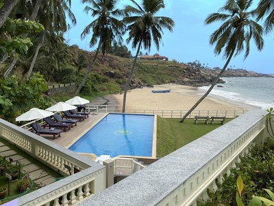 Vom Pool aus haben Sie einen wunderschönen Ausblick auf das Meer