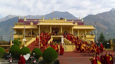 Der Karmapa Tempel in Nordindien