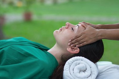 Im Manaltheeram genießen Sie wohltuende ayurvedische Massagen
