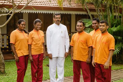 Bei dem kompetenten und liebevollen Ayurveda Team rund um Dr. Upul sind Sie in besten Händen
