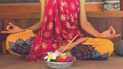 Traditionelle Meditation auf Bali