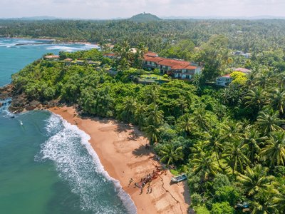 Die Hiru Villa direkt am Meer gelegen