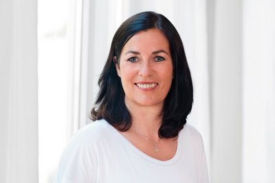 NEUE WEGE Yogalehrerin Birgit Reuter