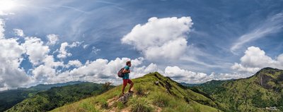 Spektakuläres Panorama vom Ella Rock auf Sri Lanka