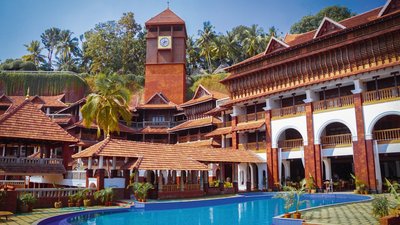 Die großzügige Anlage des AyurSoma Ayurveda Royal Retreats