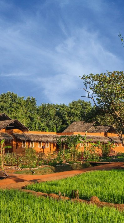 Die nachhatlige Bauweise des Ayurvie Sigiriya Resorts mit Bio-Garten