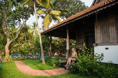 Im Somatheeram Ayurveda Resort wohnen Sie während Ihrer Kur in einem gemütlichen Haus in traditionellem Kerala-Stil