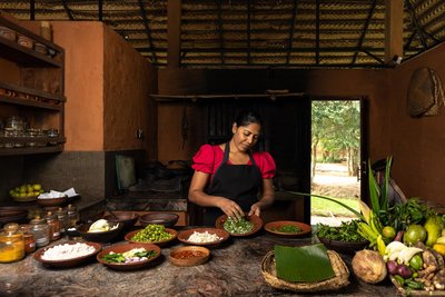 Frisch zubereitetes ayurvedisches Essen