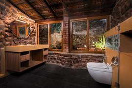 Bad im Standard Zimmer des Somatheeram Ayurvedic Health Resort
