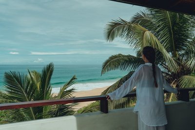 Wachen Sie auf und genießen Sie den Blick auf das weite Meer