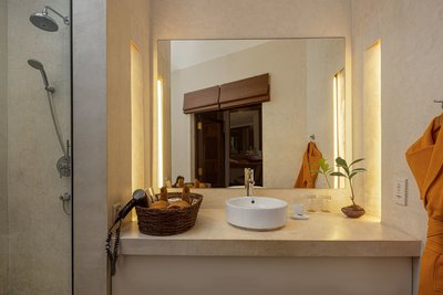 Badezimmer im Deluxe Room