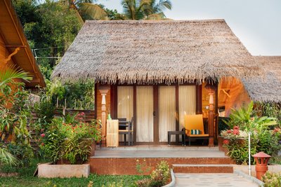 Entspannen Sie nach Ihrer Ayurveda-Kur auf der Terrasse der neuen Wooden Premium Villen