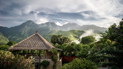 Der Ausblick von den Zimmern auf die Berge Balis