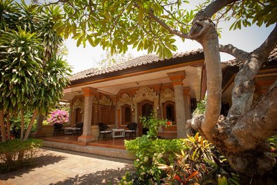Alle 14 komfortabel eingerichteten Villen im Zen Resort verfügen über eine eigene Terrasse