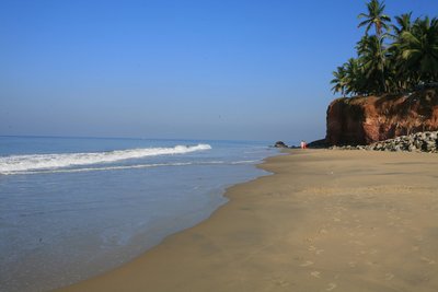 Das Kadaltheeram Ayurvedic Beach Resort liegt an einer weitläufigen Bucht 