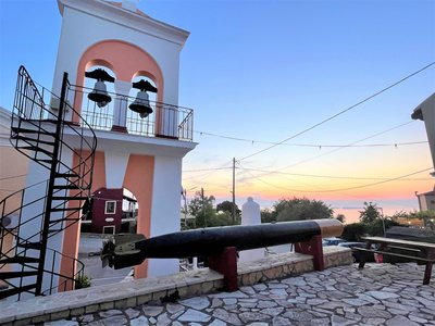 Im Bergdorf Afionas gibt es typische griechische Köstlichkeiten
