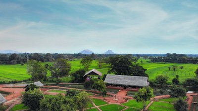 Das Ayurvie Sigiriya Ayurveda Resort aus der Vogelperspektive