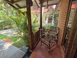 Das Cottage mit seiner eigenen Terrasse