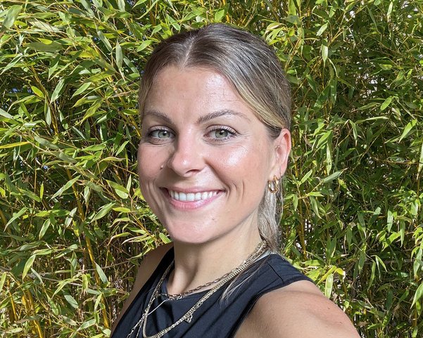 NEUE WEGE Mitarbeiterin Kristina Gerstenberger