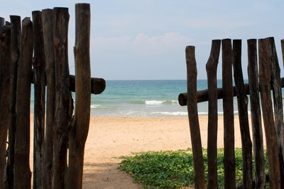 Vom Resort aus haben Sie direkten Zugang zum wunderschönen Strand am türkisblauen Indischen Ozean