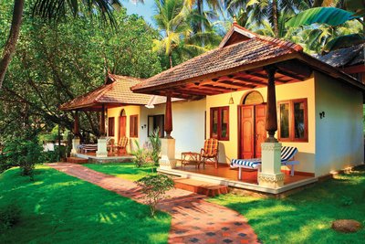 Harmonisch gestaltete Bungalows in traditioneller Kerala Architektur