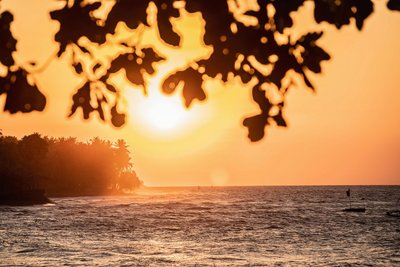 Erleben Sie traumhafte Sonnenuntergänge auf Bali